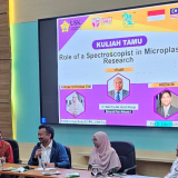 Dosen UPM Berbagi Pengalaman Risetnya Pada Kuliah Umum Rutin Program Doktor Ilmu Teknik USK 2024